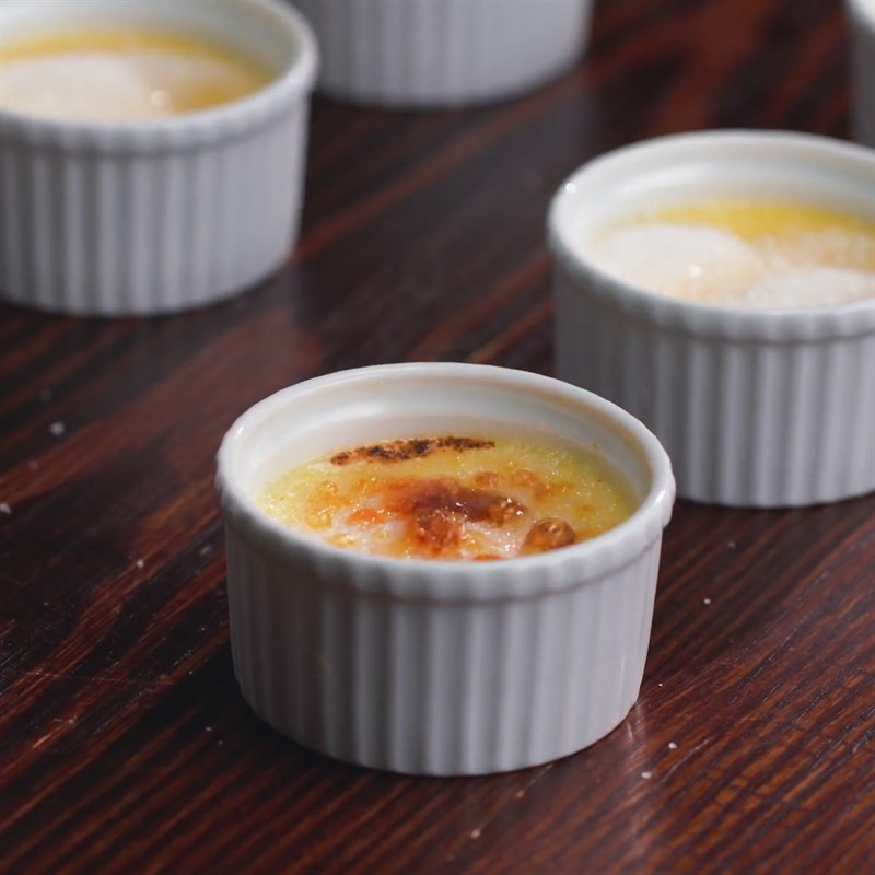 Bánh Creme Brulee